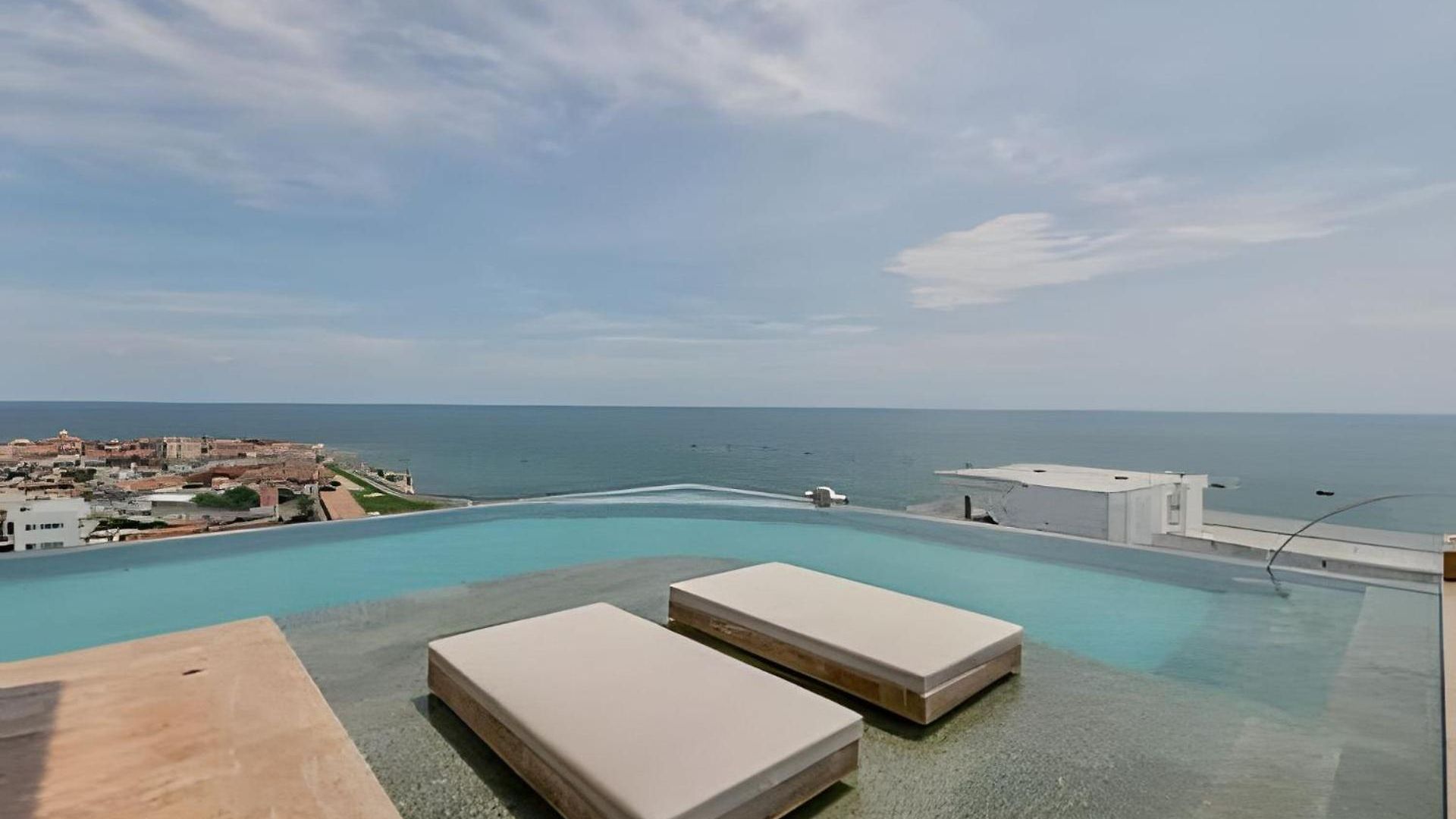 Vista Centro Histórico Piso 21 Piscina Infinita Apartamento Cartagena